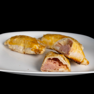 Empanada de Jamón y Queso